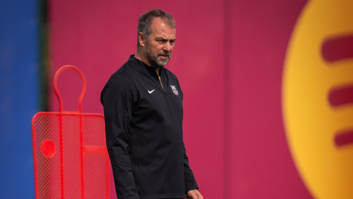 21-летний талант стал проблемой для "Барсы". Подробности