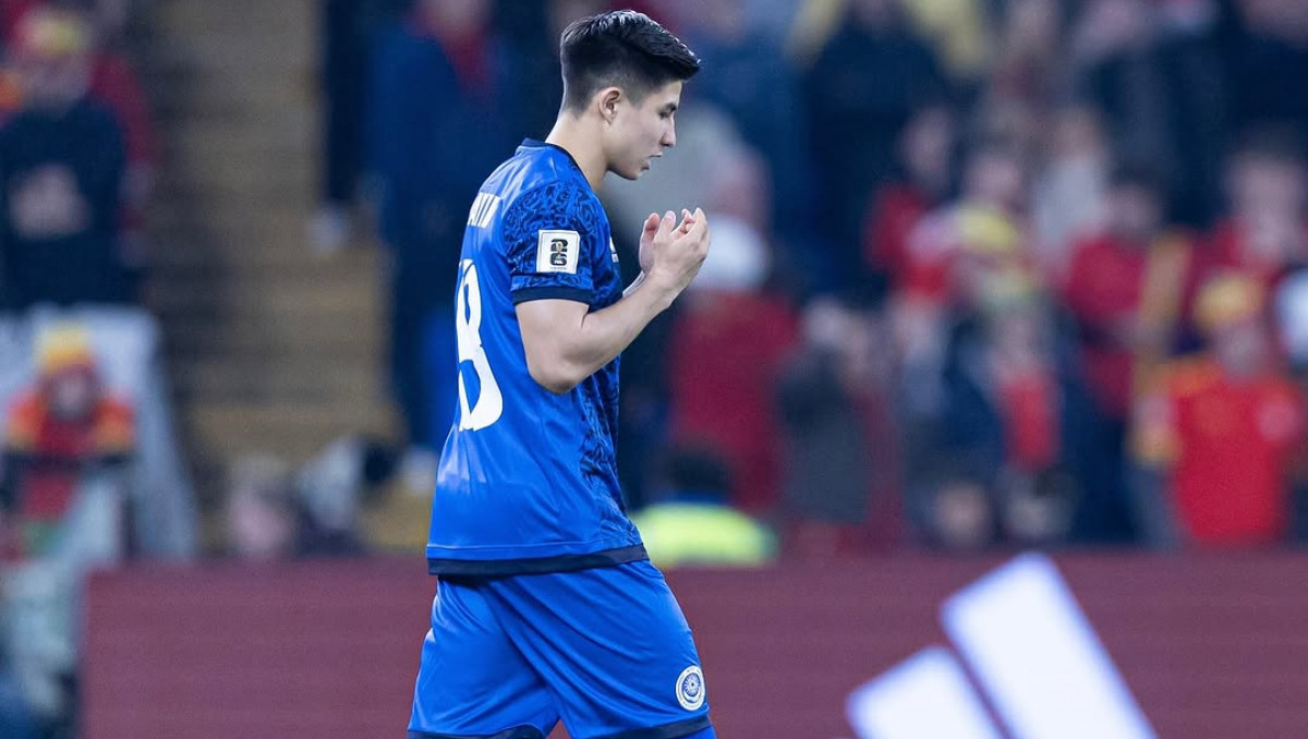 Сатпаев не готов к основе сборной Казахстана? Что не так в игре главного таланта страны