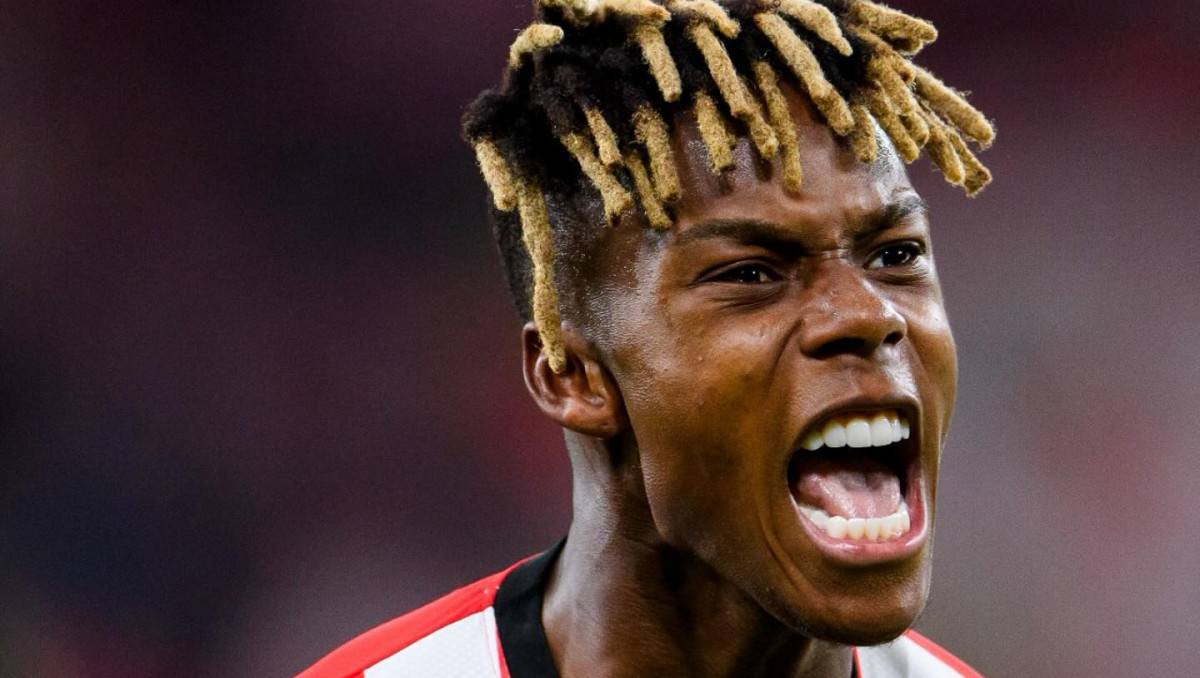 "Челси" ведет переговоры о трансфере чемпиона Европы из сборной Испании