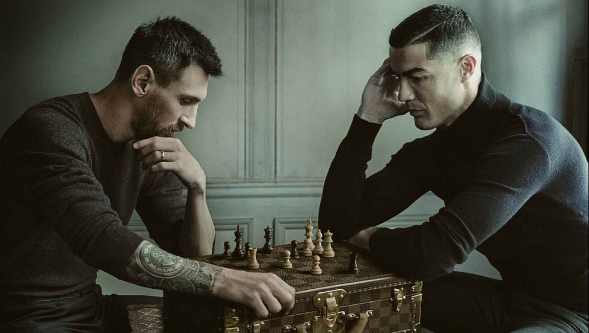 Инсайдер Романо рассказал, сыграют ли Роналду и Месси за один клуб