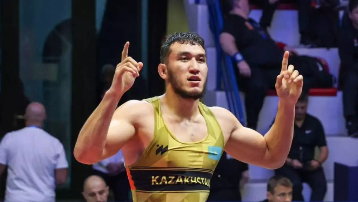 Айтмухан одержал эффектную победу на старте чемпионата Азии по борьбе