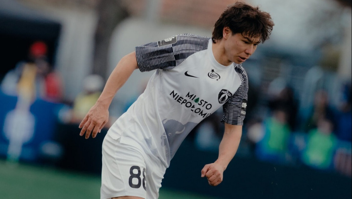 Камбэк случился в матче чемпионата Польши с участием Жукова