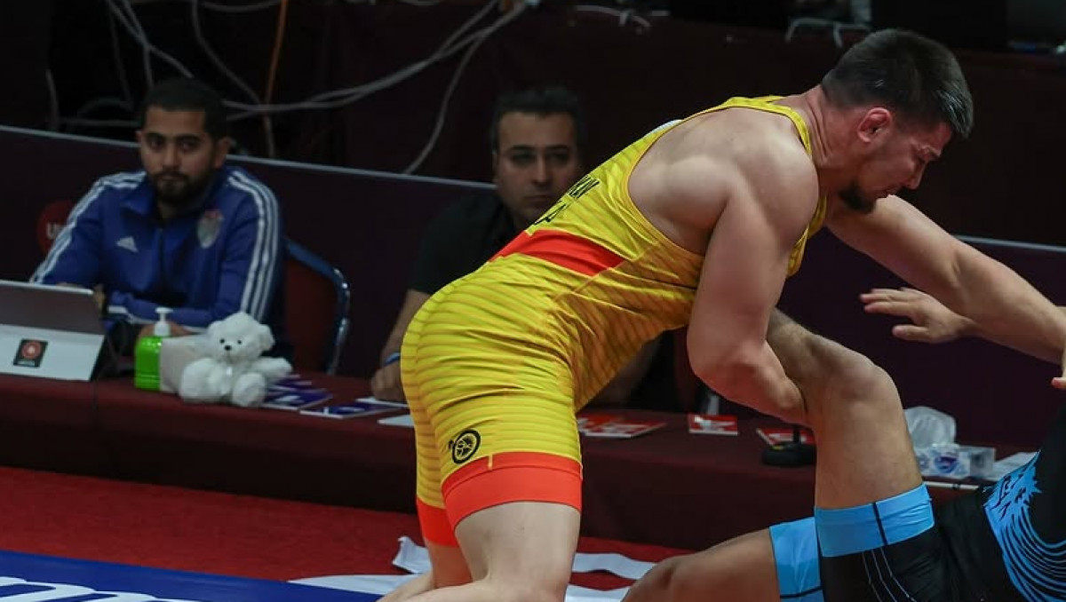 Разгромом обернулась схватка с участием Казахстана за золото ЧА по борьбе