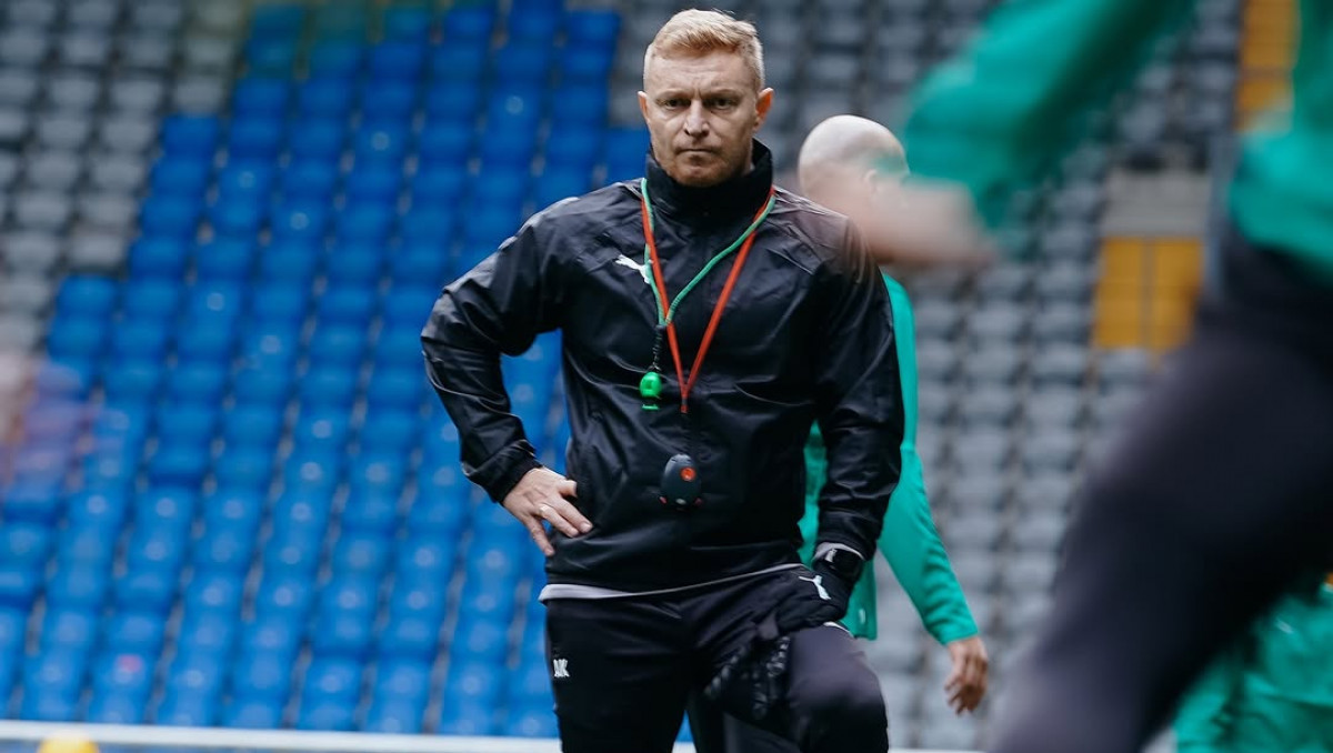 Болельщики "Елимая" требуют отставки Карповича. Справедливо?