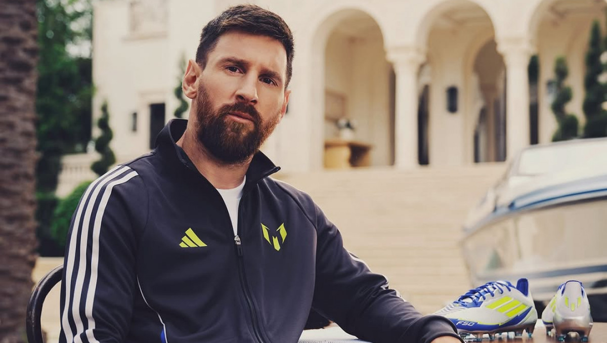 "Нельзя сравнить ни с кем". Месси выделил своего соперника и это не Роналду