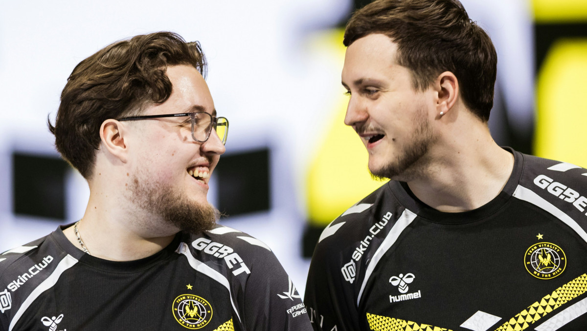 Невероятный камбэк с 1:2 и денежный куш. Как в CS2 сменился лидер мирового рейтинга