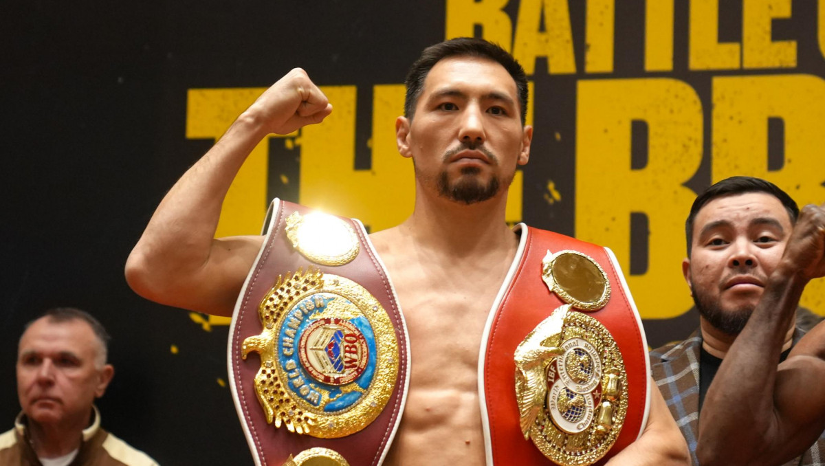 Конкурент Алимханулы "выбил" пояс у Жанибека во время дуэли взглядов