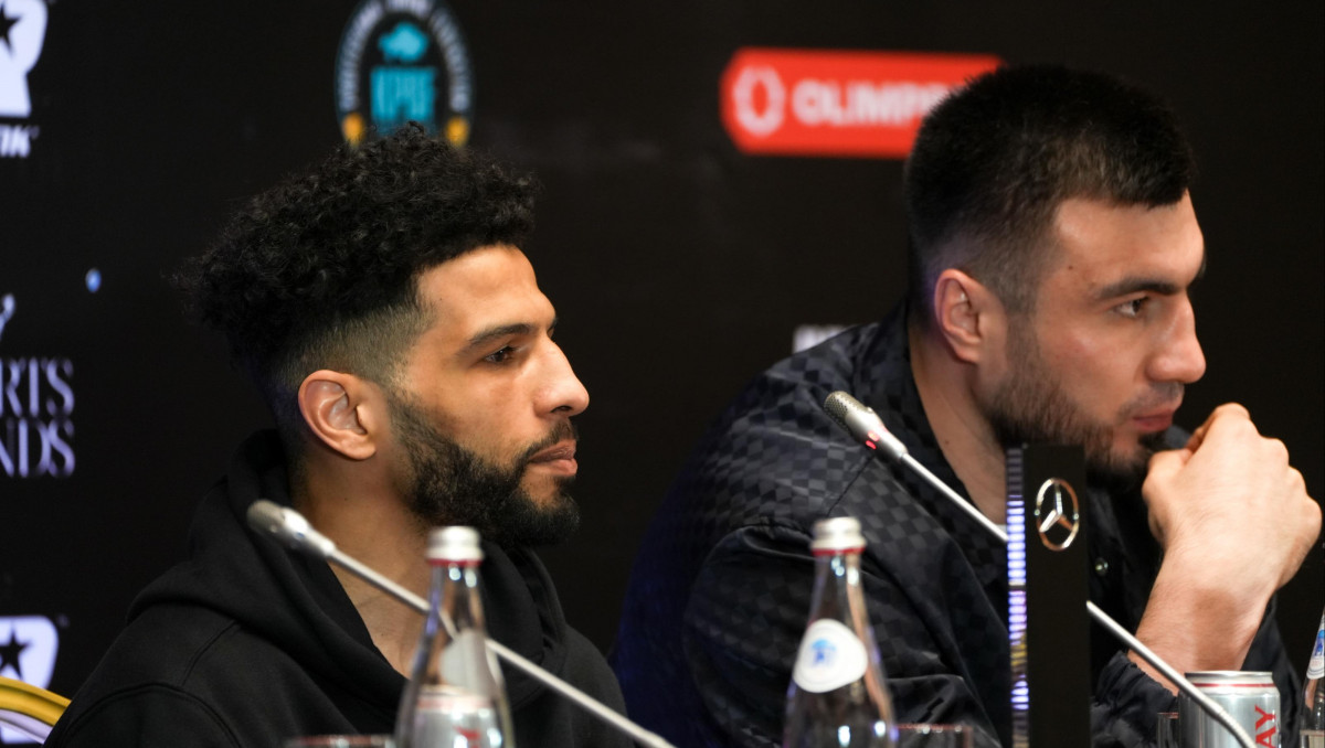 Джалолов бросил вызов Усику и Джошуа перед боем в Казахстане