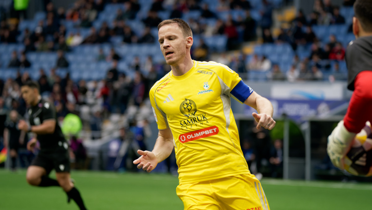 Футболист "Астаны" продлил успешную серию на старте сезона