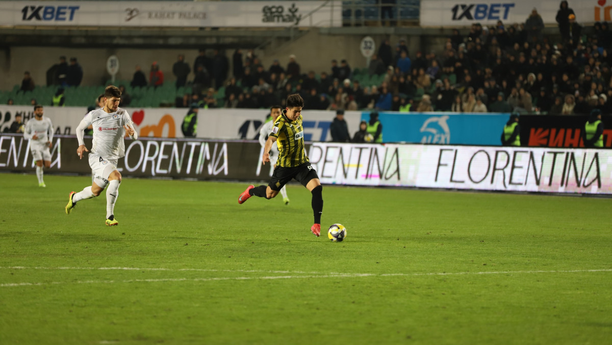 Сатпаев устроил шоу и принес победу "Кайрату" в КПЛ