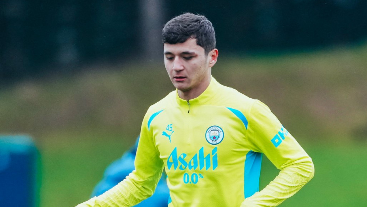 Гвардиола "разочаровался" в Хусанове и предложил контракт другому футболисту