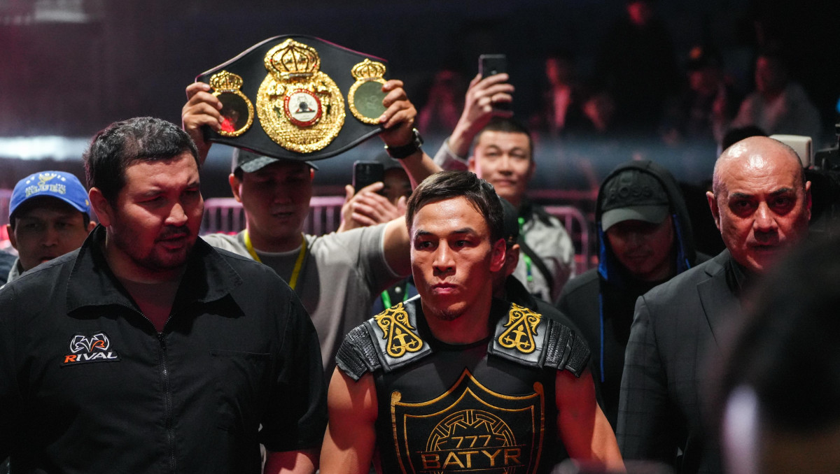 "Казахский король нокаутов" и Джукембаев узнали цену побед в боях за титул WBA