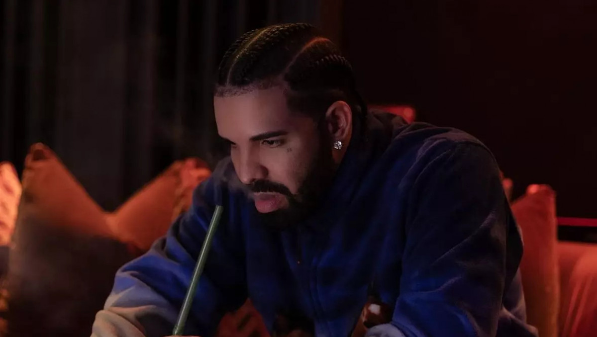 Репер Дрейк поставил 280 миллионов на главный бой турнира UFC