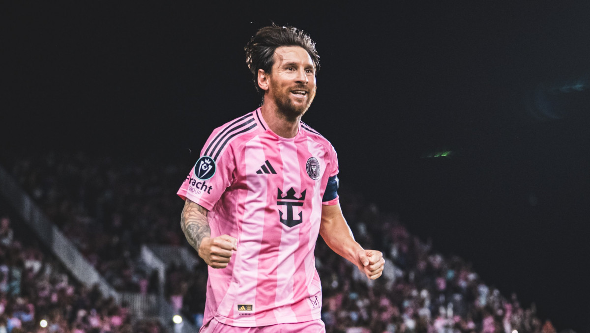 Футбольное бессмертие. Звездный одноклубник Месси собрался стать величайшим