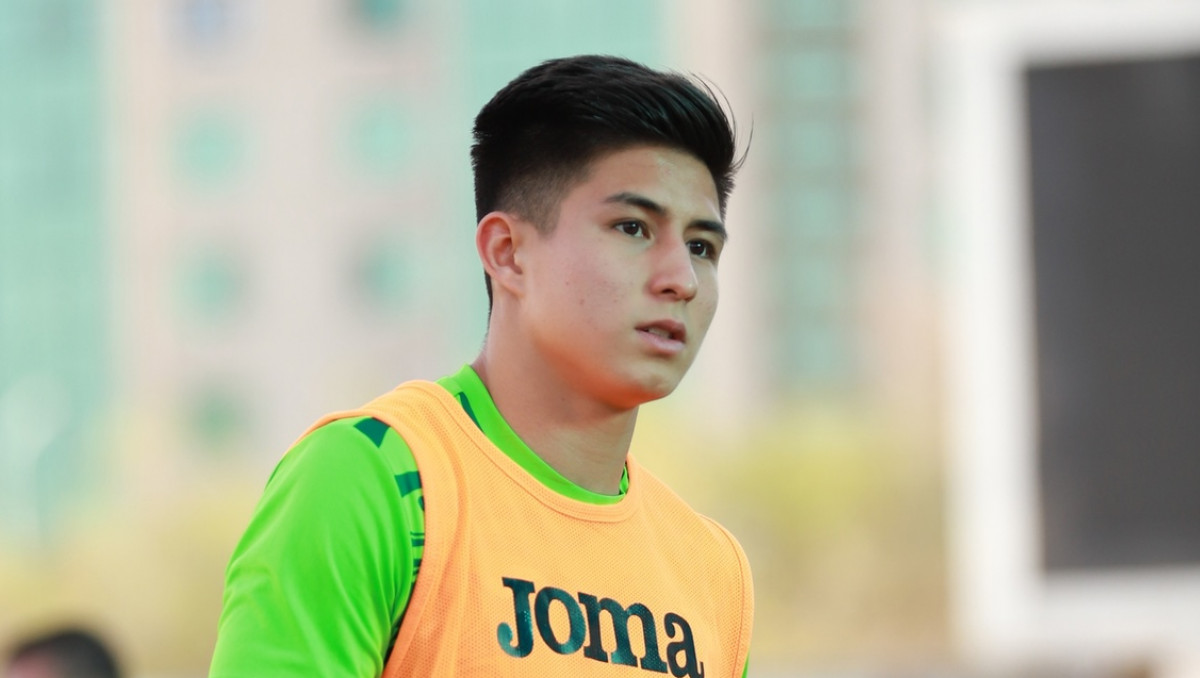 Гол Сатпаева на 52-й секунде вызвал бурную реакцию в Англии