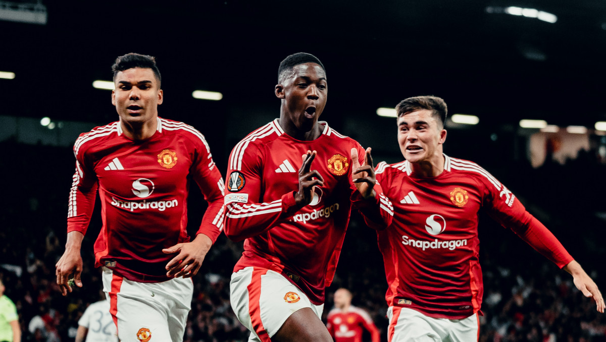 "Манчестер Юнайтед" сделал камбэк с 2:4 и вышел в полуфинал Лиги Европы