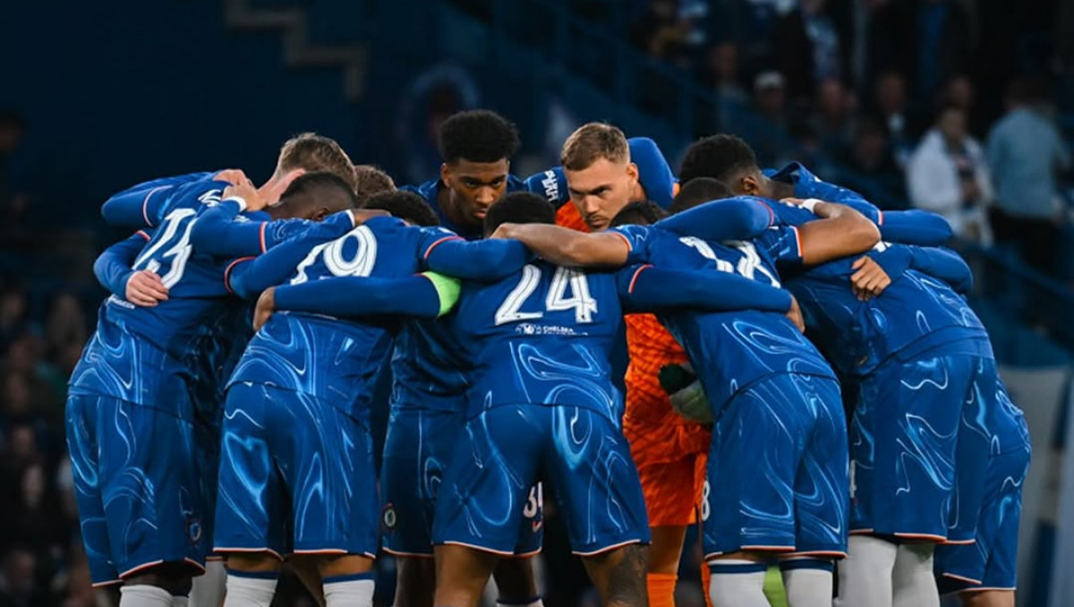 Новый клуб Дастана Сатпаева на сенсации вышел в полуфинал Лиги конференций