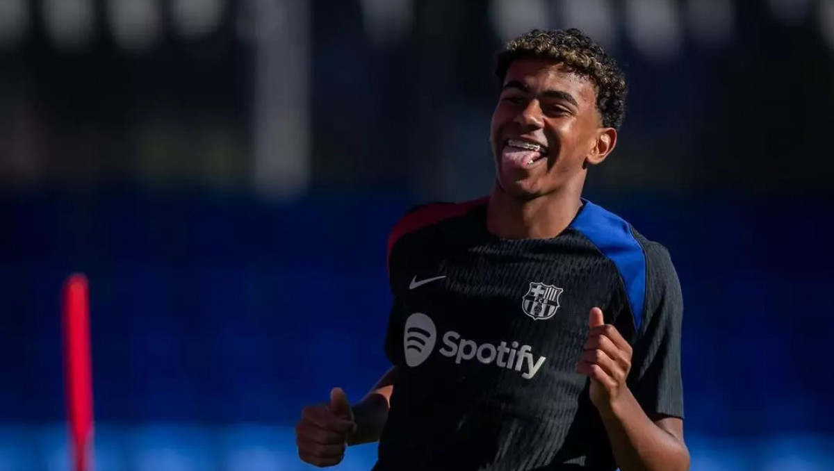 "Барселона" исключила Ламина Ямаля. Подробности