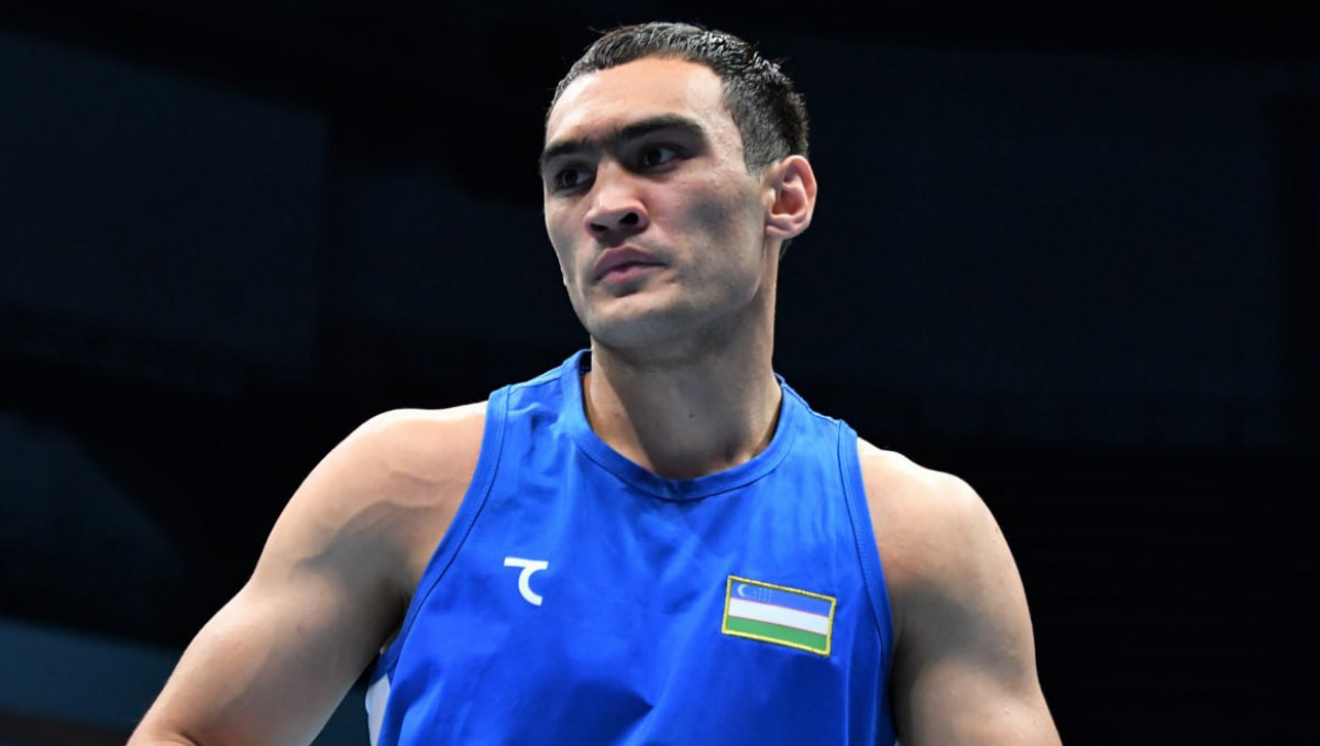 Олимпийский чемпион из Узбекистана одержал победу нокаутом