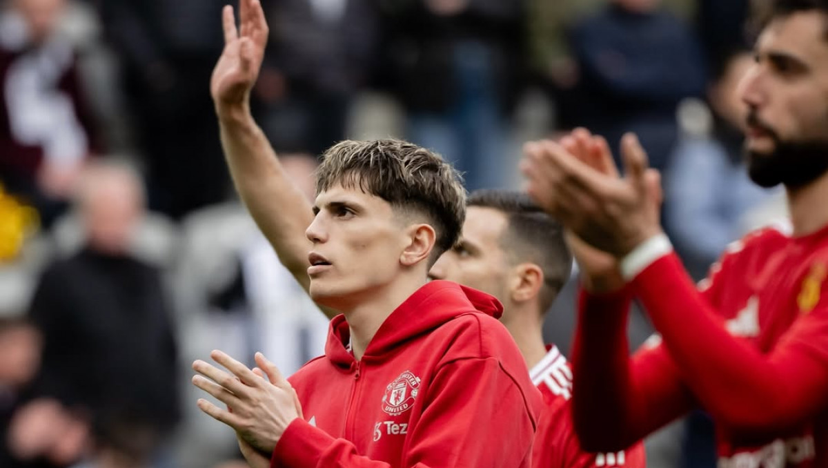 МЮ перехватил забивного нападающего у "Барсы": трансфер за 75 миллионов евро