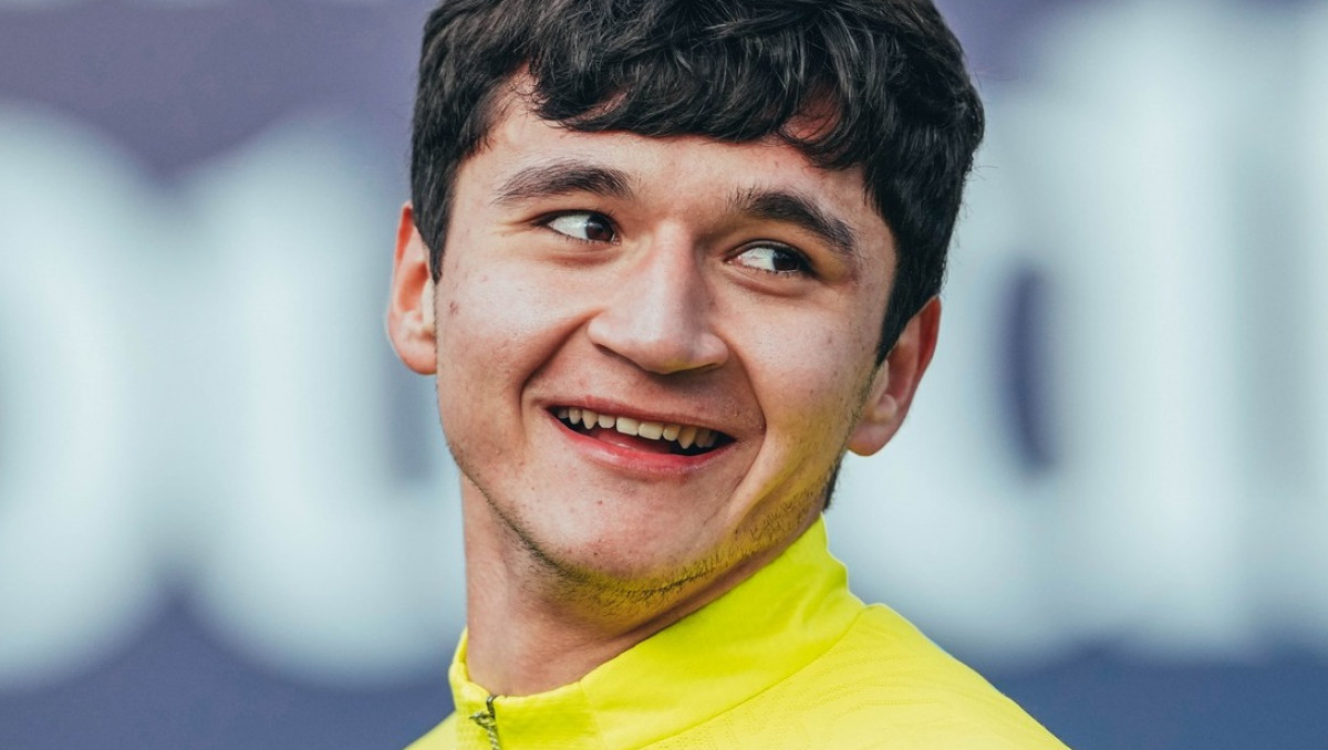 В Узбекистане отреагировали на "уход" Хусанова из "Манчестер Сити"