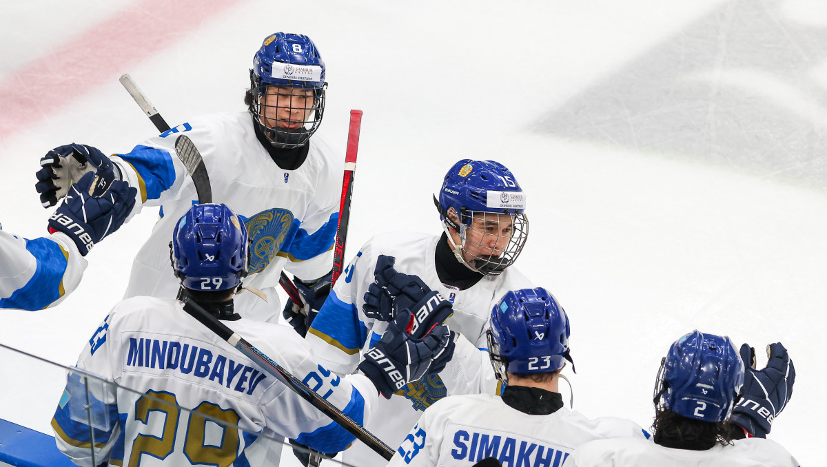 На ЧМ-2025 по хоккею решилась судьба сборной Казахстана