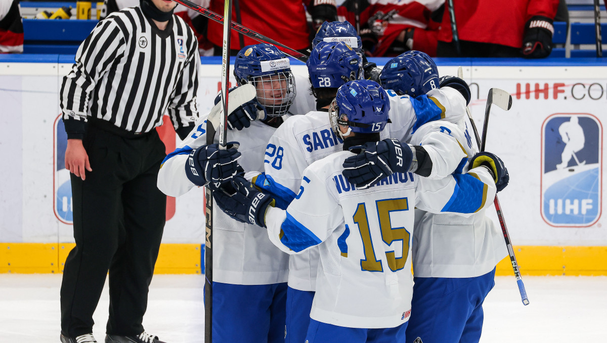 Какое место занимает Казахстан после победы с 4 голами на ЧМ-2025 по хоккею