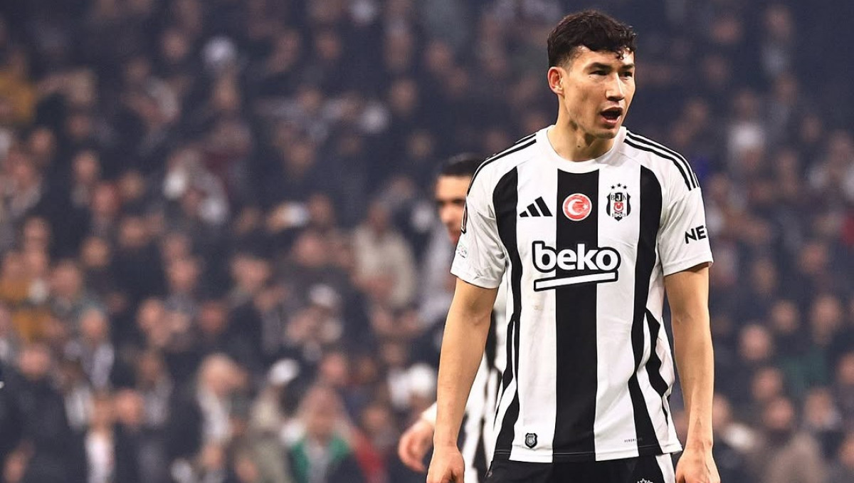 Зайнутдинов уйдет из "Бешикташа"?  У него есть вариант для трансфера