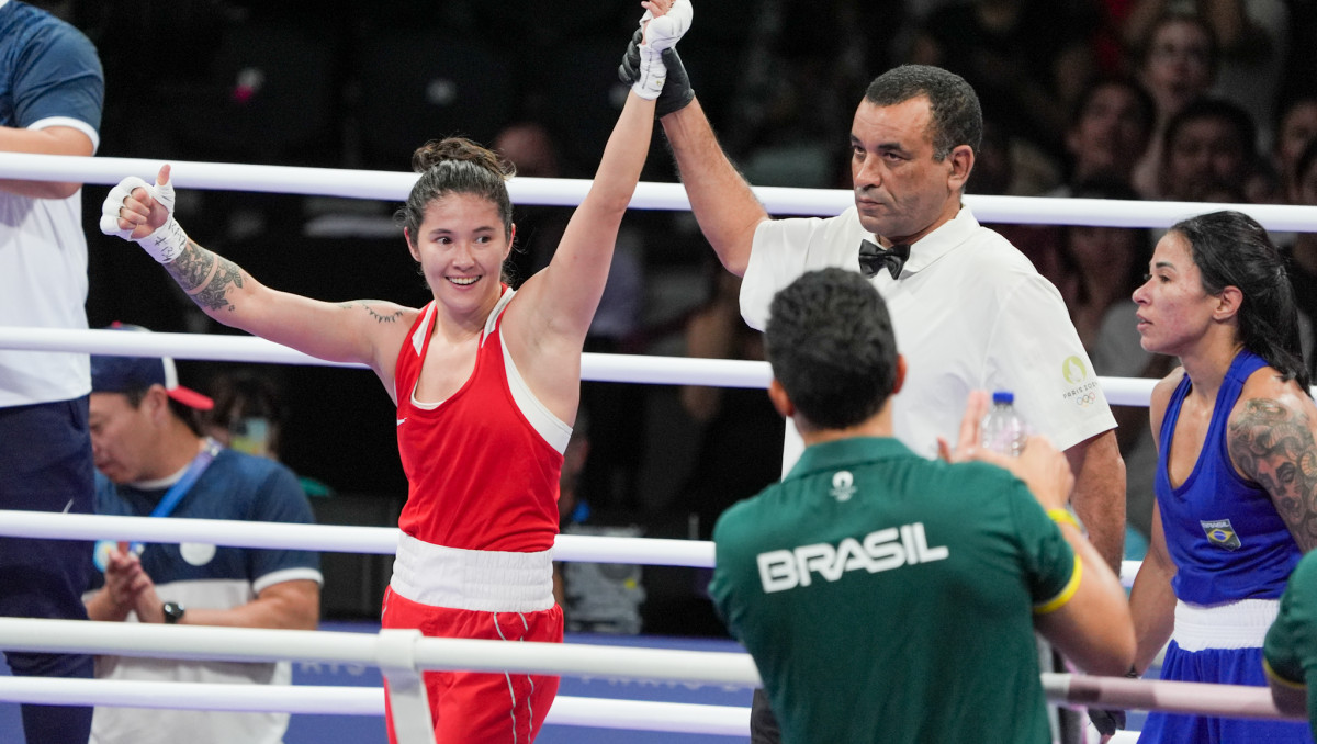 Призеры Олимпиады из Казахстана получили деньги после задержки и скандала