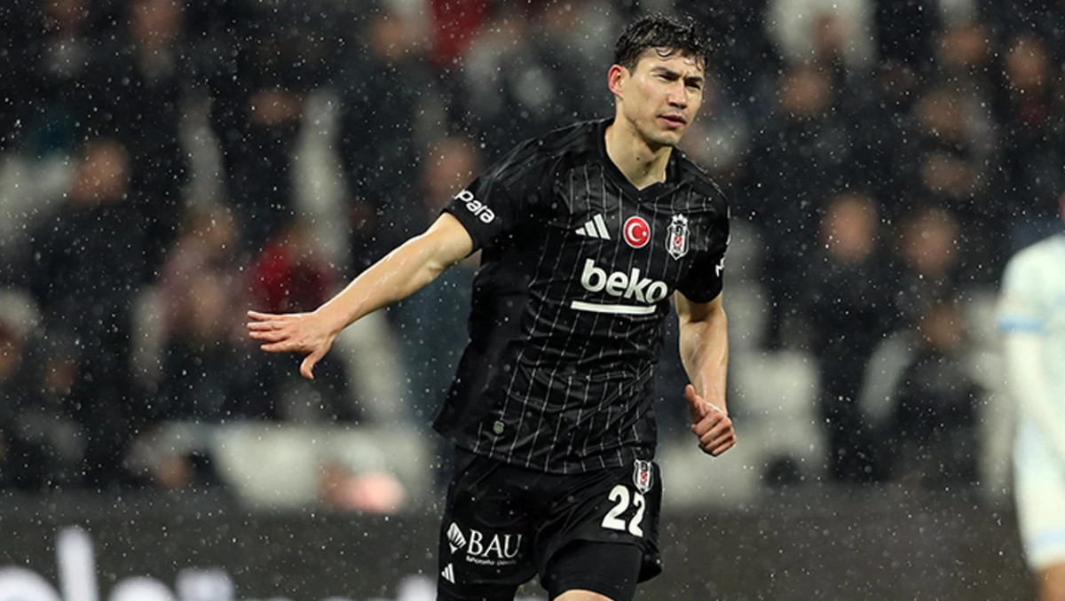 "Бешикташ" Зайнутдинова совершил камбэк и одержал победу со счетом 5:1