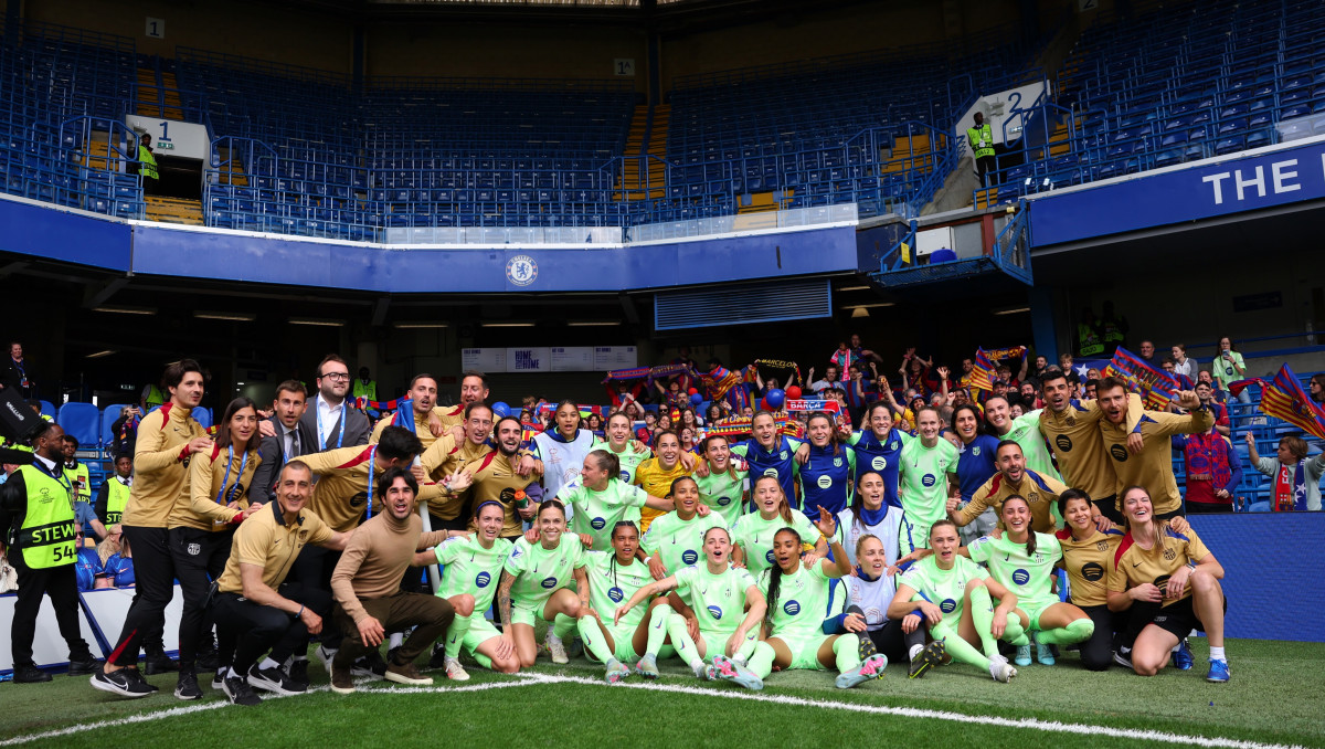 "Барселона" забила 8 голов "Челси" и вышла в финал Лиги чемпионов