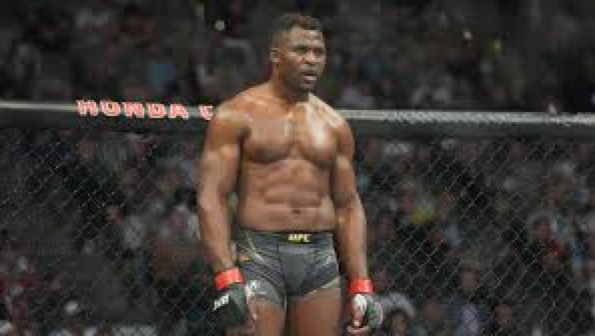 Экс-чемпион UFC насмерть сбил девушку: подробности