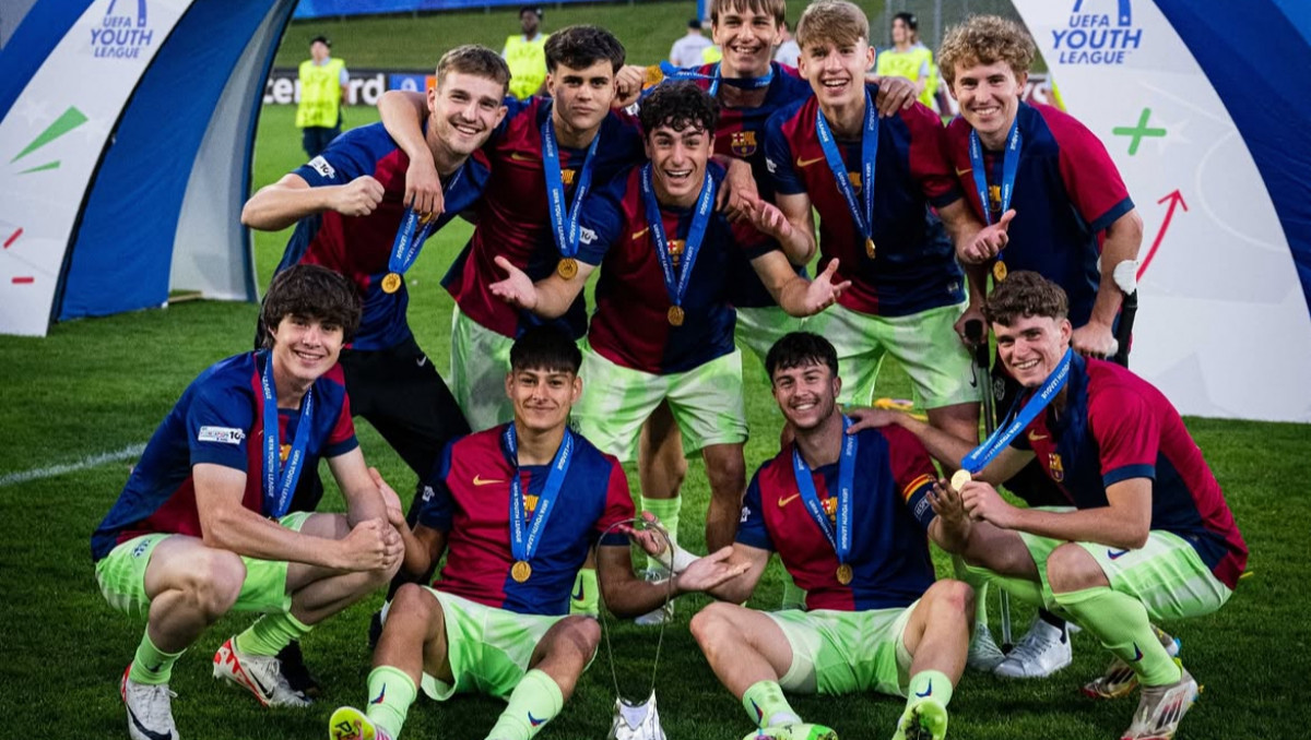 "Барселона" выиграла Лигу чемпионов и сотворила историю