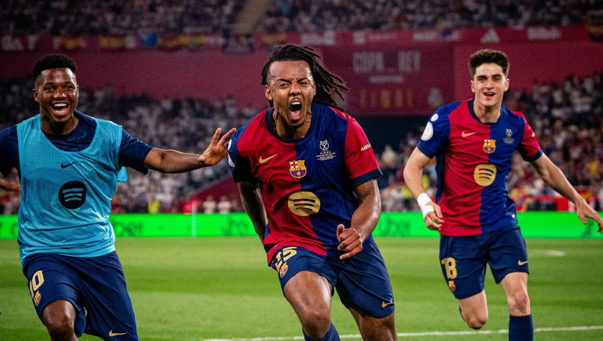 "Барселона" потерял топ-игрока сборной Франции перед матчами с "Интером" и "Реалом"