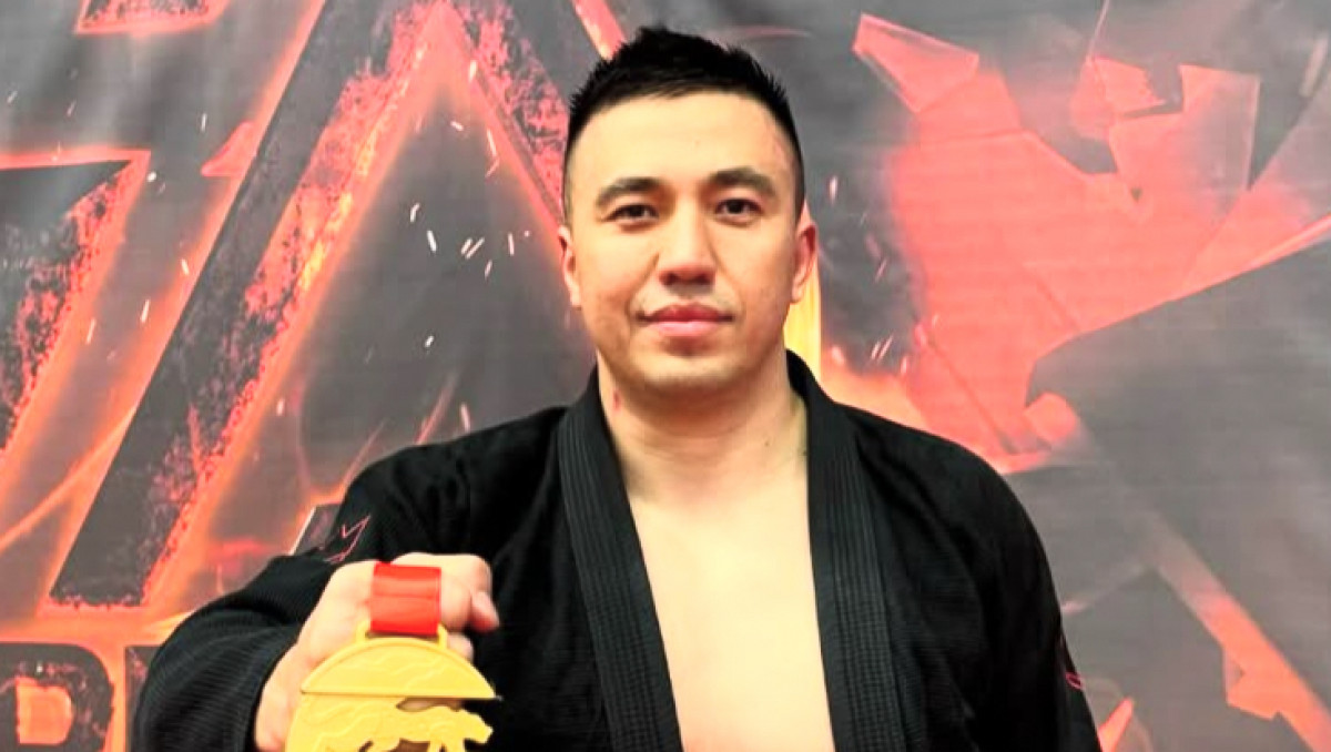 Финишем за 35 секунд завершился дебют казахстанца в профи