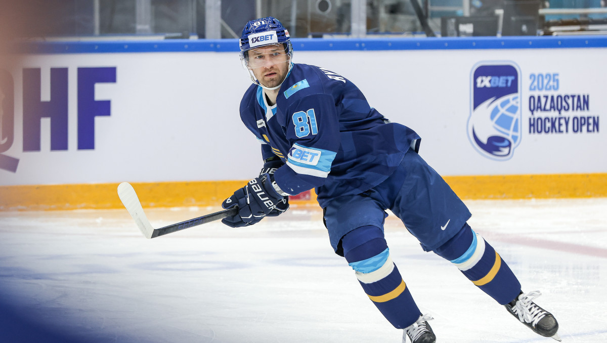 Сборная Казахстана назвала окончательный состав на ЧМ-2025 по хоккею