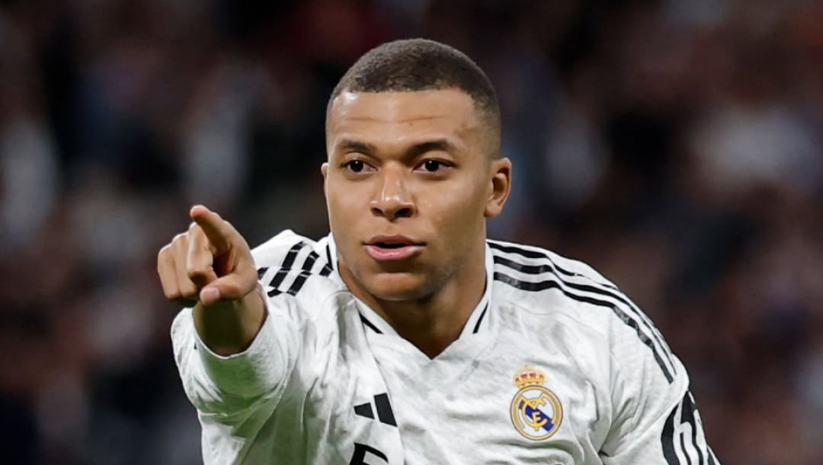 "Реал" нашел новую "девятку" вместо Мбаппе: таланту 21 и стоит 100 миллионов