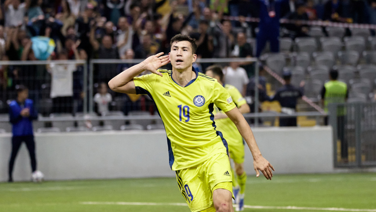 Зайнутдинов первый, или сколько зарабатывают лидеры сборной Казахстана в зарубежных клубах