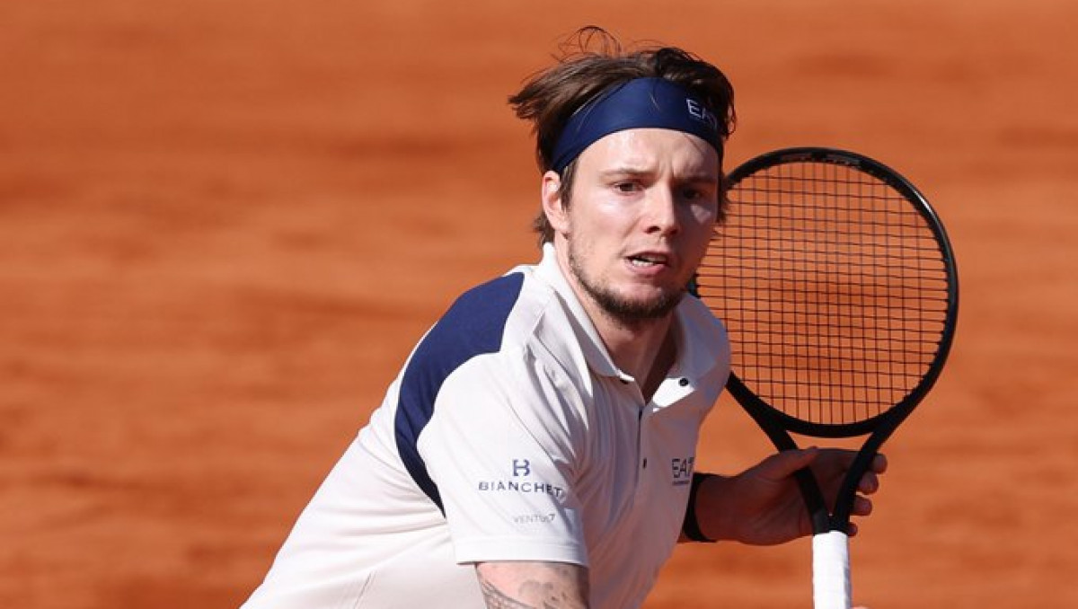 Бублик совершил победный камбэк в матче-триллере