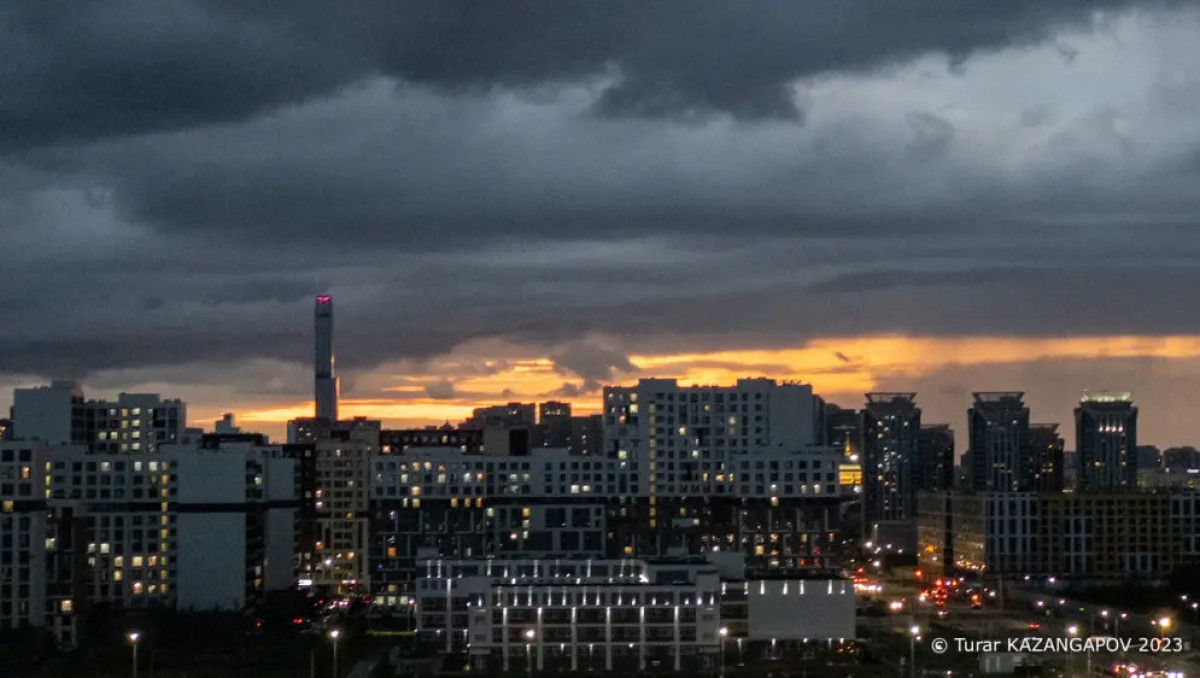 Штормовое предупреждение объявили в Алматы, Астане и еще 15 областях