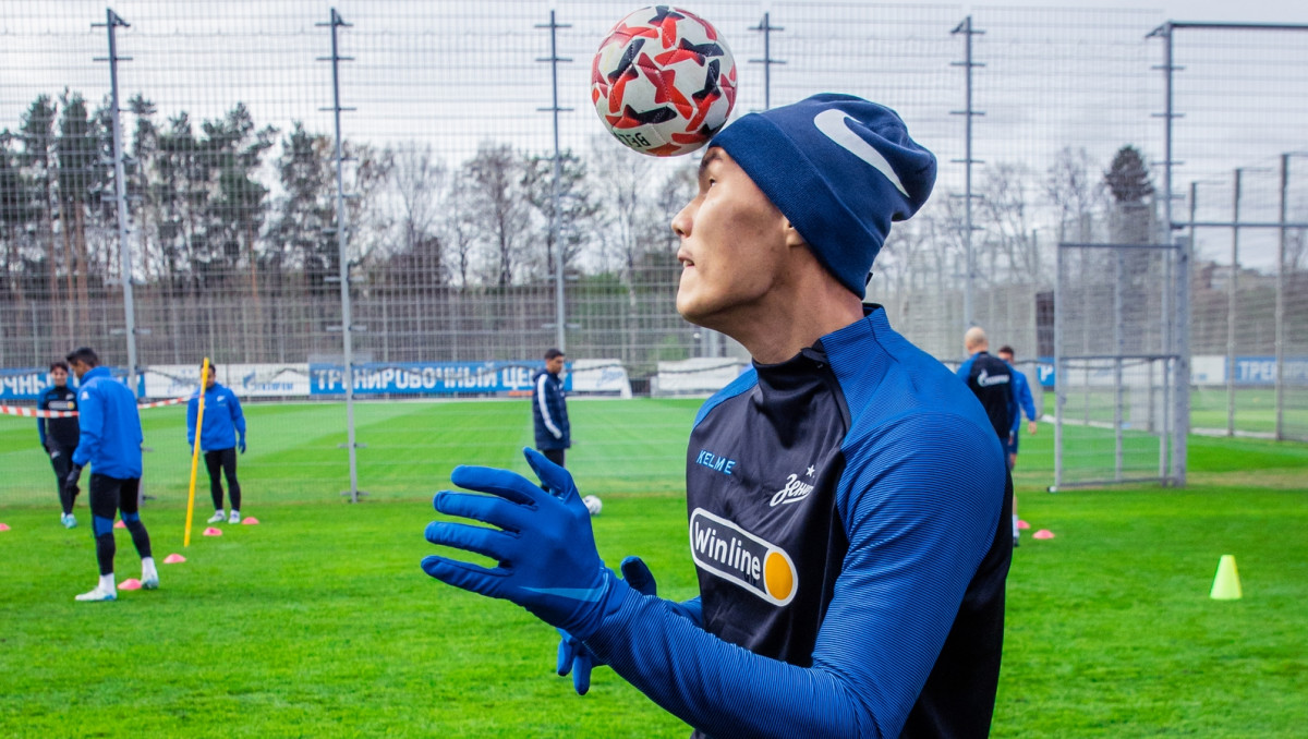 "Зенит" попросили избавиться от Нуралы Алипа. Подробности