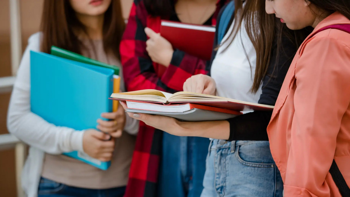 ЕНТ 2025: как поступить на грант в Казахстане?