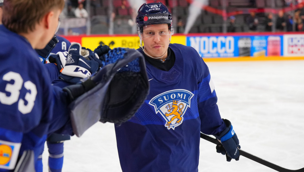 Со счетом 9:1 обернулся матч на ЧМ по хоккею с участием Казахстана