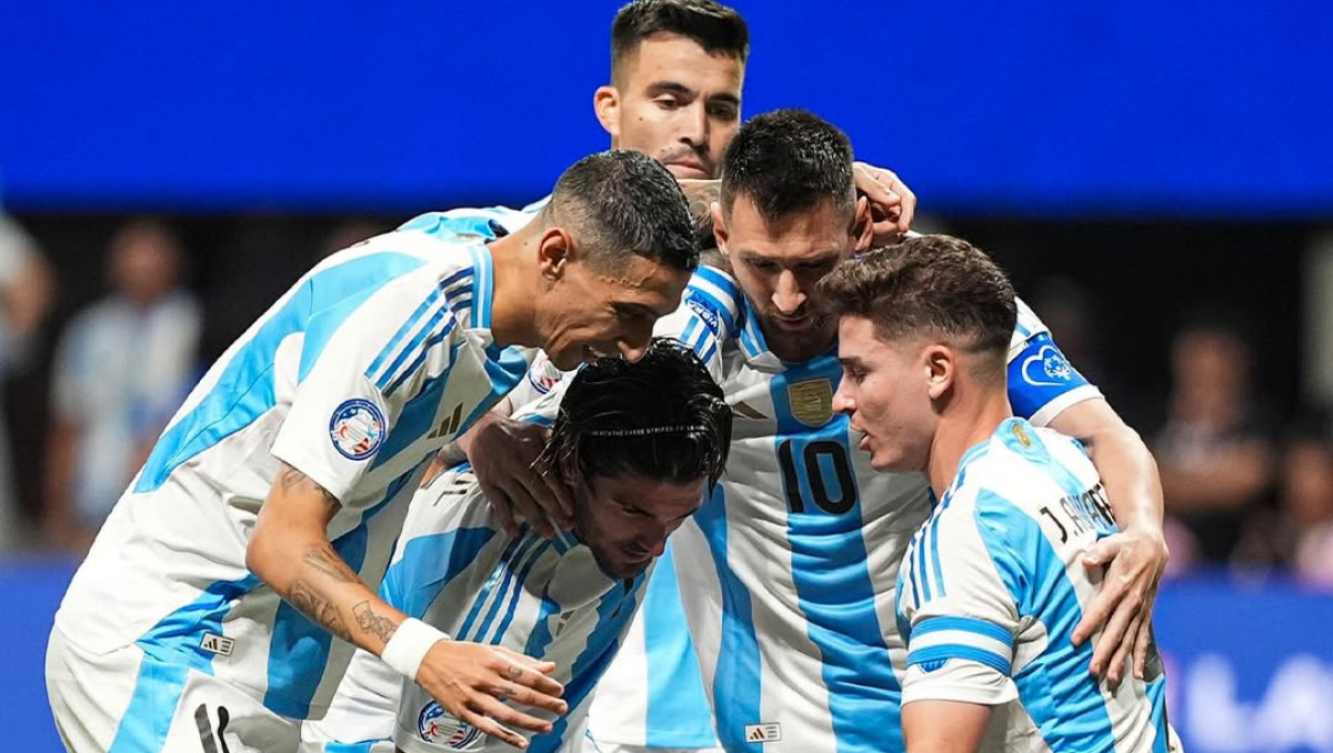 Клуб Месси нацелен на трансфер еще одного чемпиона мира из сборной Аргентины