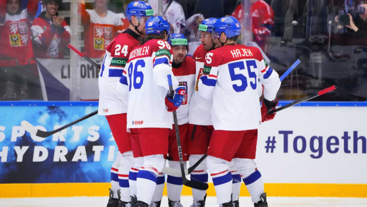 Новый лидер в группе: победой 5:0 завершился матч на ЧМ по хоккею с участием сборной Казахстана