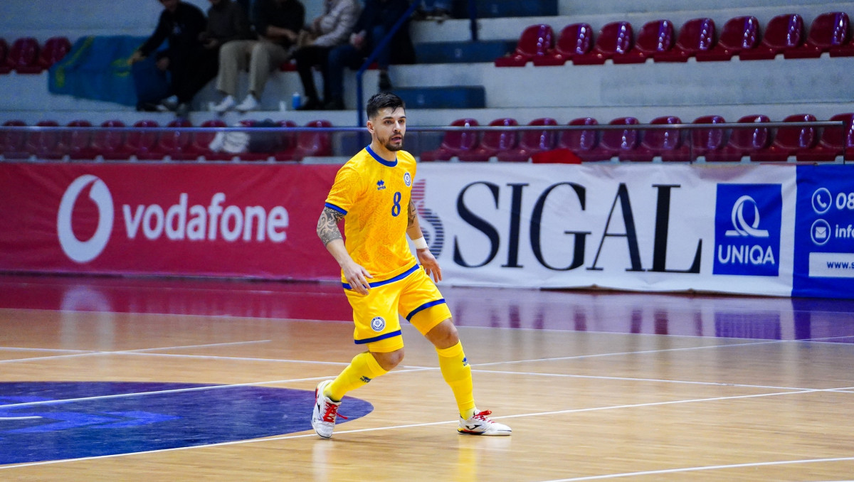 Чемпион Казахстана нацелился на трехкратного победителя Лиги чемпионов