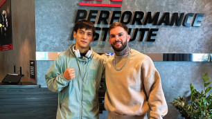 ©instagram.com/aza.maksum