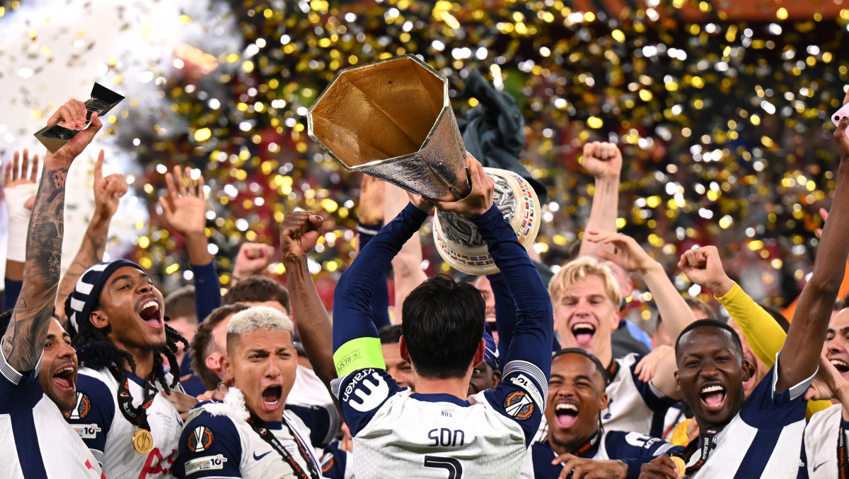 Один гол определил победителя матча "Тоттенхэм" - "Манчестер Юнайтед" в финале Лиги Европы