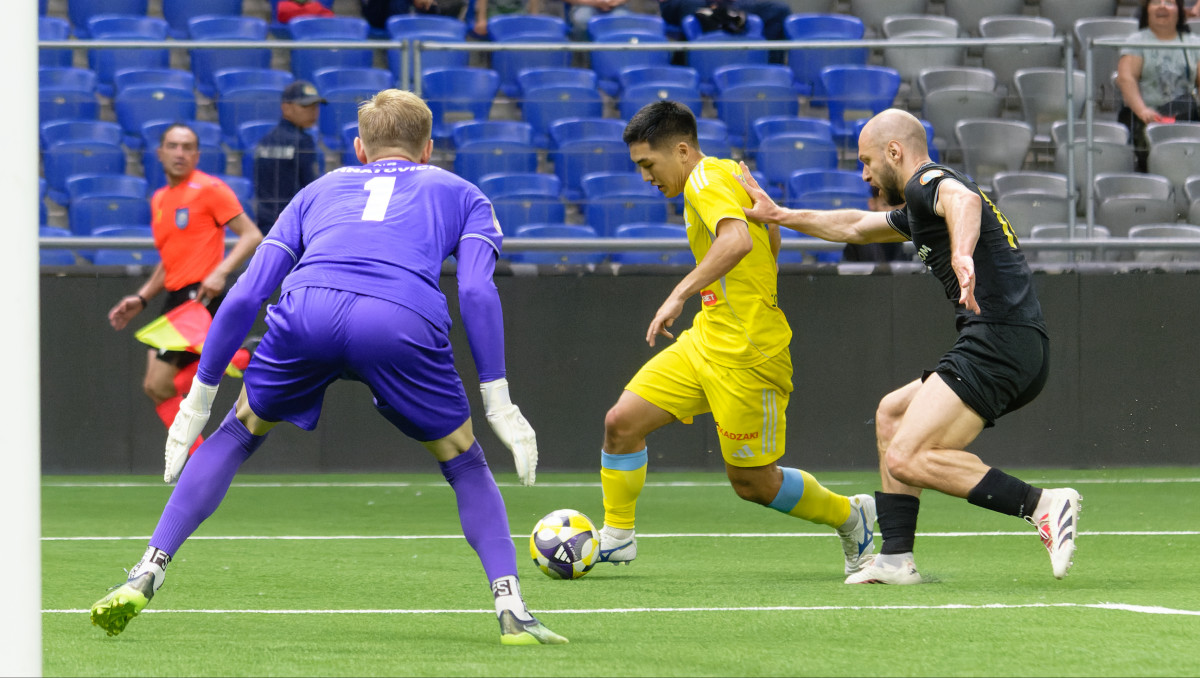 От стабильной практики в "Актобе" до глубокого резерва "Астаны". Что случилось с Кенесовым?