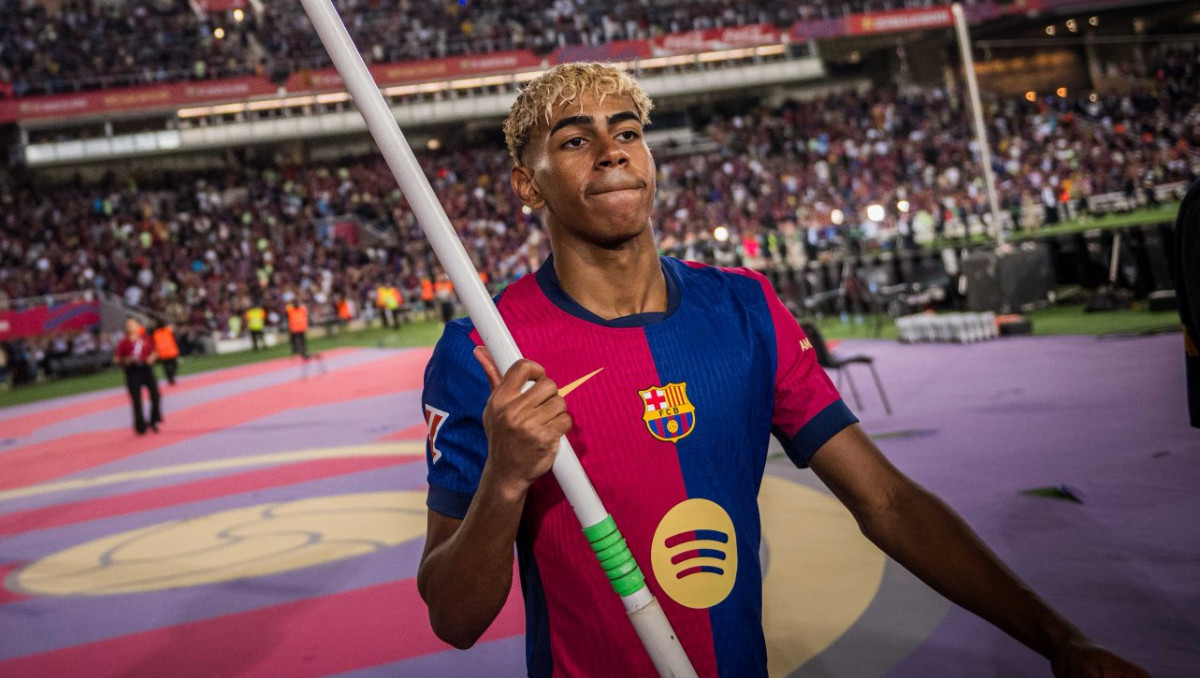 Ямаль устроил скандал из-за зарплаты в "Барсе"? В клубе отреагировали